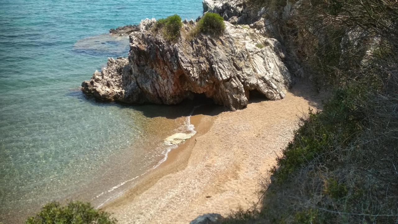 Aiolos Kalamaki  Dış mekan fotoğraf
